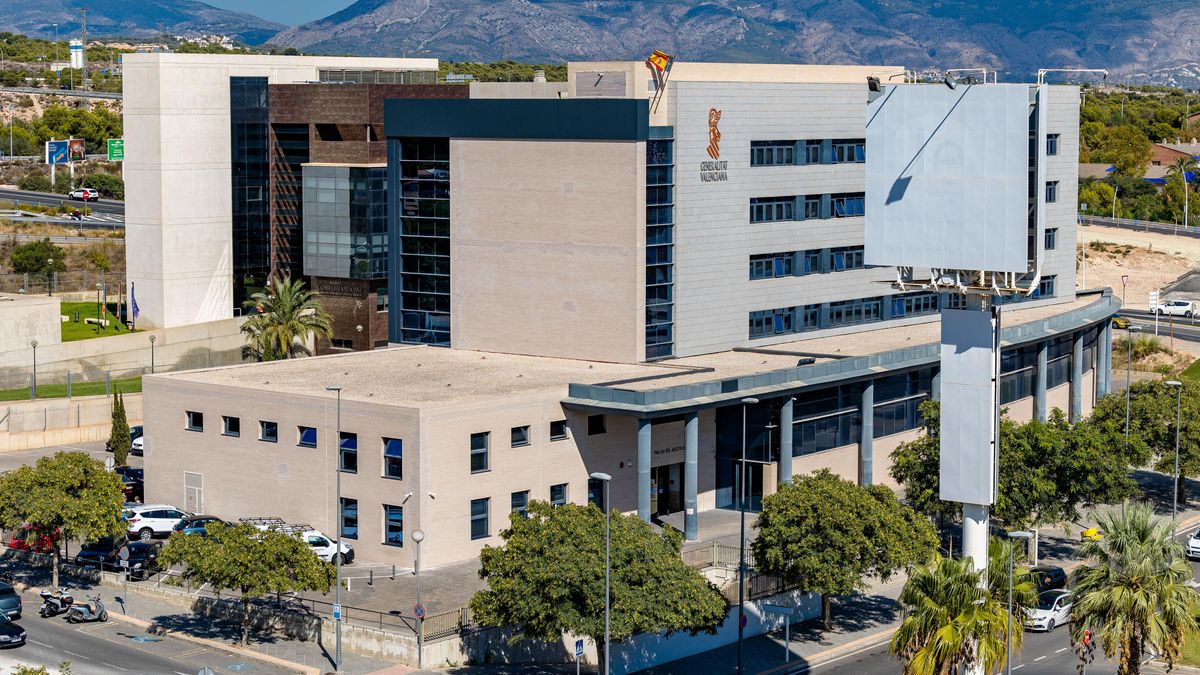Vista del edificio de los juzgados de Benidorm.