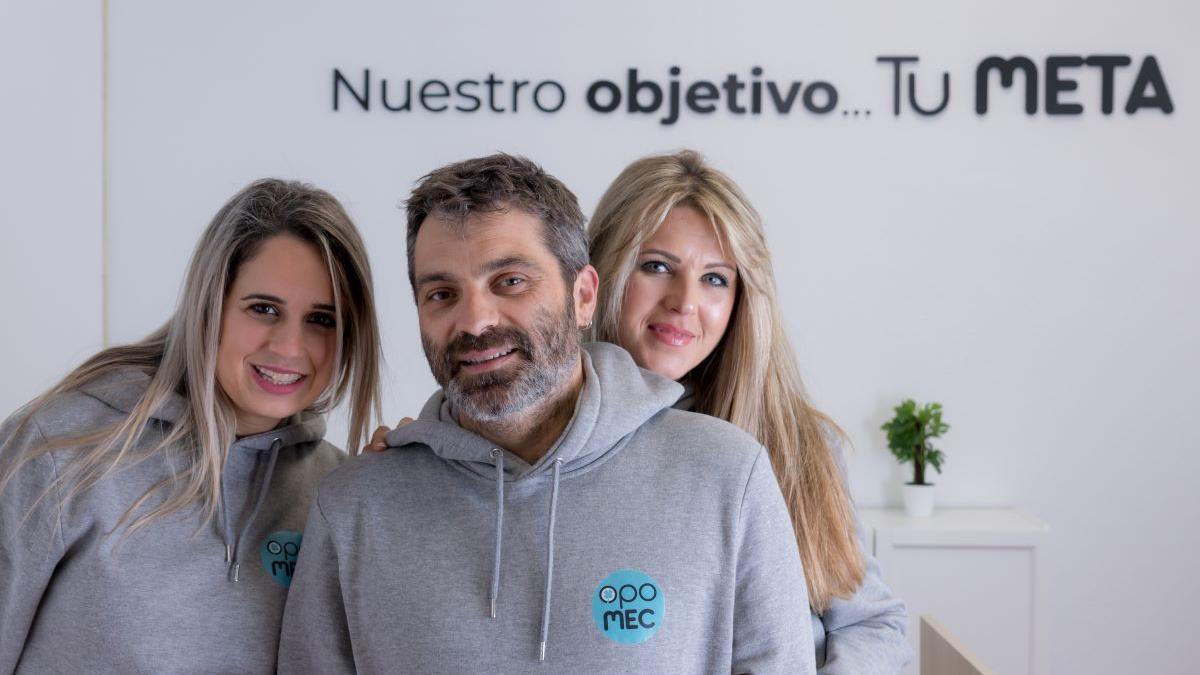 Esmeralda Muñoz, Moisés Vega y Carmen Roca son los principales formadores de OpoMEC