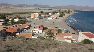 Lorca busca un "escudo" que salve el poblado de Puntas de Calnegre de la amenaza "de la pala sobre las casas"
