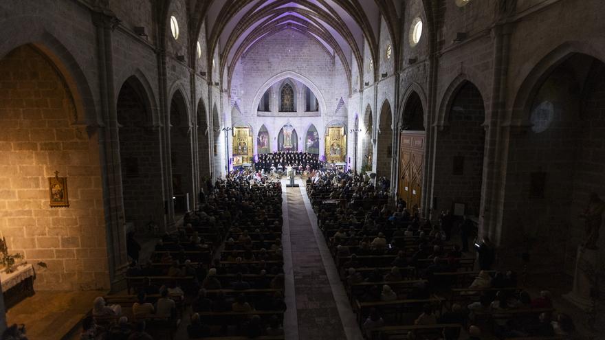 Joaquín Rodrigo y Manuel de Falla sonarán ante miles de velas en la Colegiata de Gandia