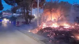 Las urbanizaciones, el talón de Aquiles de los incendios: "La gente ha de ser consciente de donde vive"