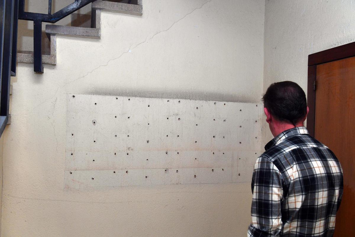 Acto vandálico en un edificio de Santa Catalina: los buzones aparecen dentro del ascensor