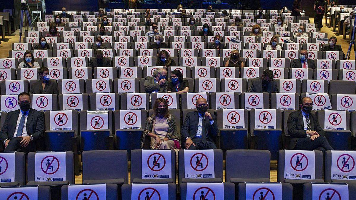 Reducidísimo aforo en la gala inaugural que se celebró en el Auditorio.