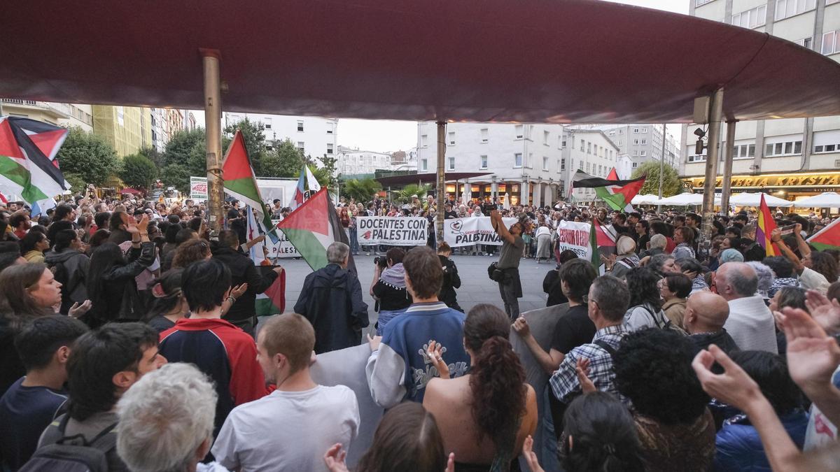Manifestación en Santiago para protestar por la detención de la Flotilla a Gaza