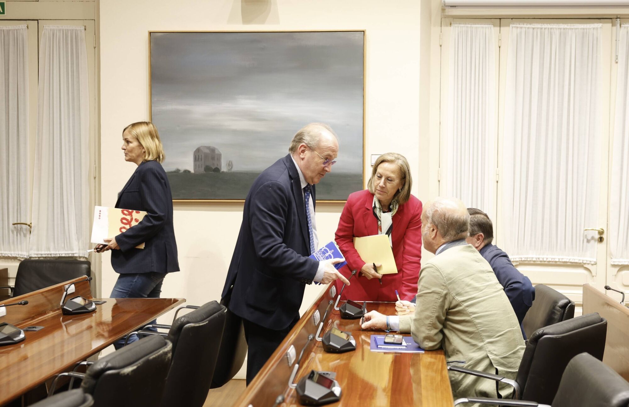 EN IMÁGENES: Así fue la votación para formar la comisión de investigación sobre el accidente minero de Cerredo en  la Junta.