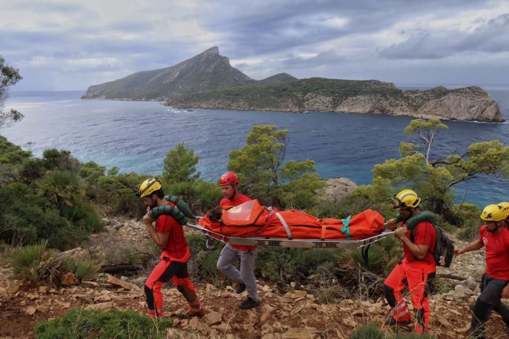 Una pareja suiza herida grave al caerle un rayo en Andratx