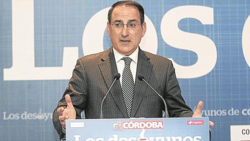 Javier Glez. de Lara: «La vertebración de Andalucía no ha concluido»