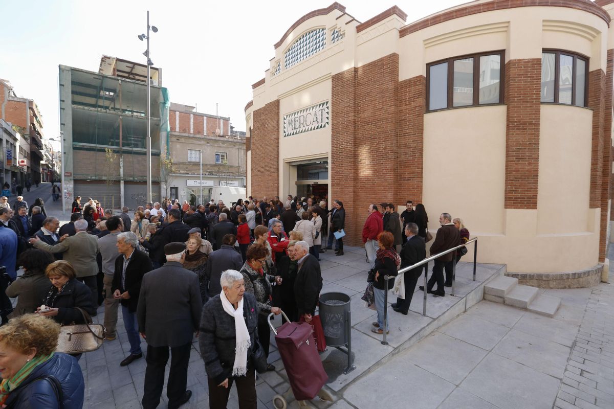 Santa Coloma protegeix l’‘ambient urbà’ del Mercat Sagarra en el seu nou catàleg de patrimoni Santa Coloma protegeix l’‘ambient urbà’ del Mercat Sagarra en el seu nou catàleg de patrimoni