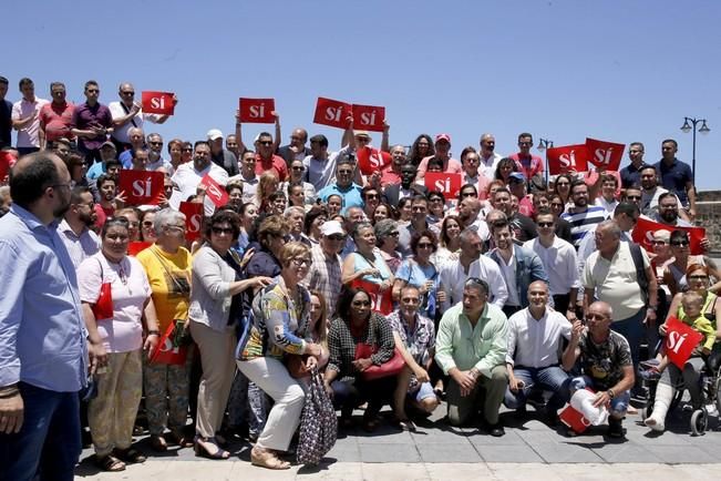 Delia Padrón Acto de los candidatos del PSOE al congreso y senado con la participación del candidato a la presidencia del gobierno Pedro Sánchez. , puerto de la cruz