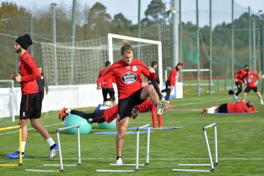 La plantilla deportivista regresa a los entrenamientos para comenzar a preparar la visita del Numancia el sábado a Riazor.