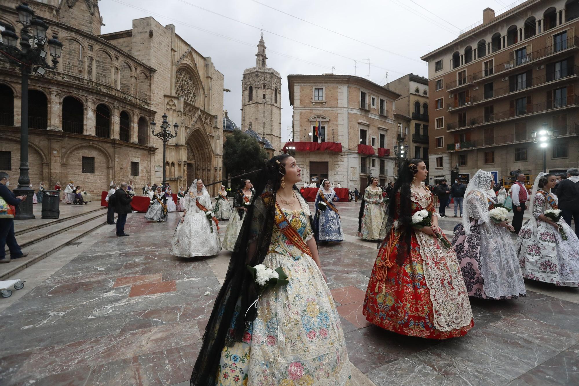 Búscate en el segundo día de ofrenda por la calle de la Paz (entre las 18:00 a las 19:00 horas)