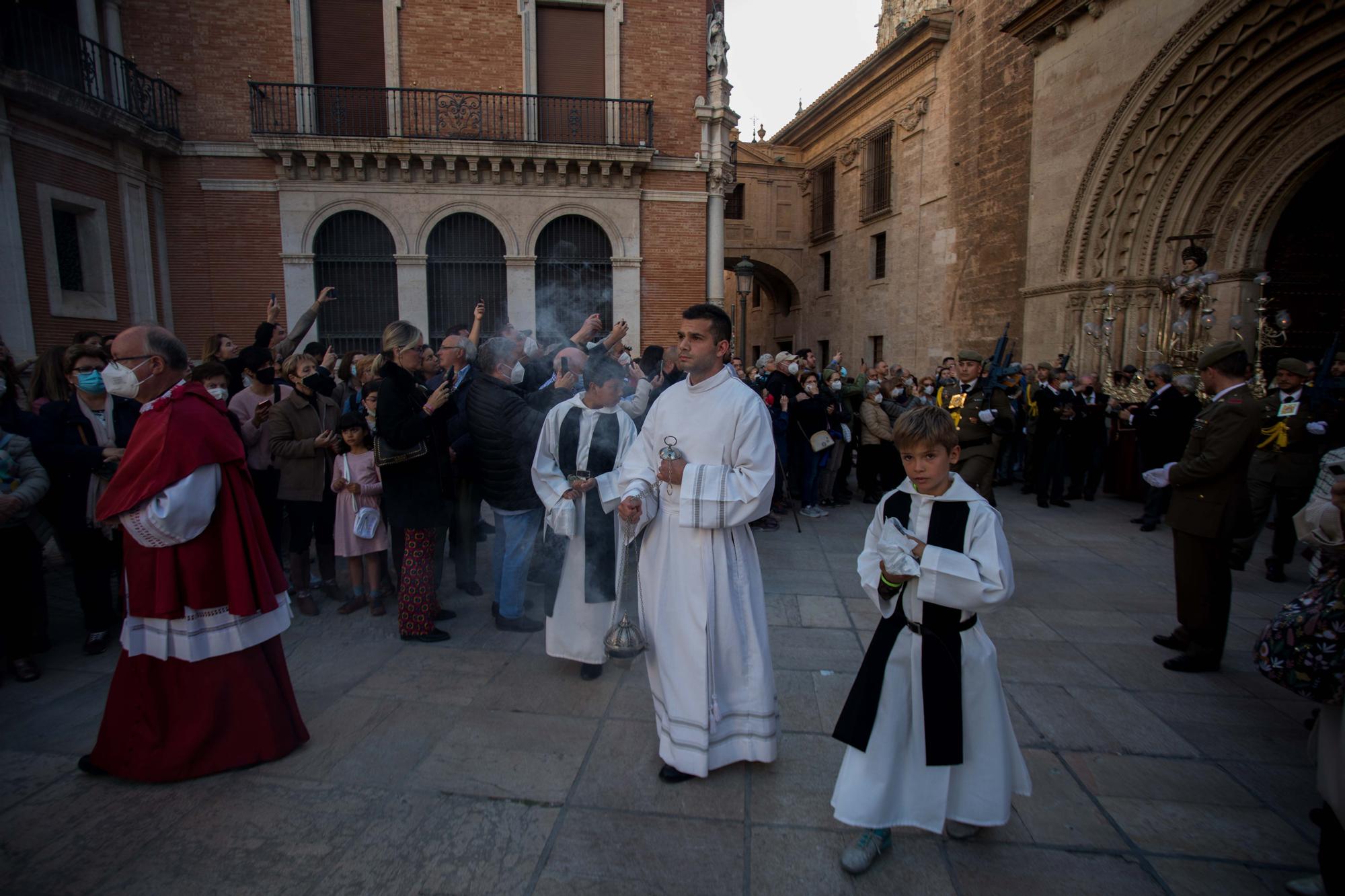 La procesión general de San Vicente recorre el centro de la ciudad