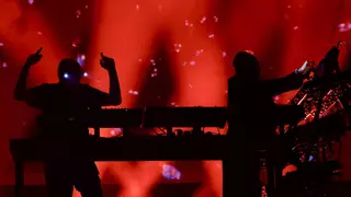 "Orbital", historia del sintetizador en el concierto de la playa de Poniente