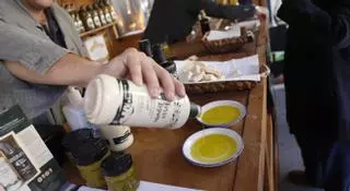 Las salidas de aceite de oliva cordobés superan el 82% de la cosecha del año