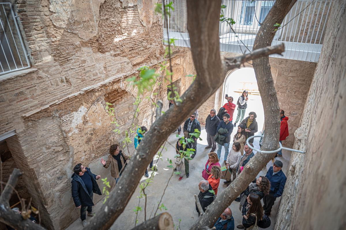 Fiesta de la arquitectura en la masía de Can Valent de Barcelona, tras su rehabilitación.