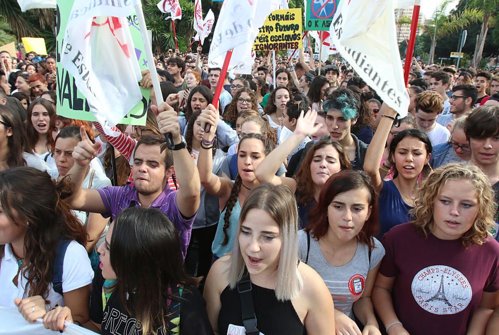 Manifestación contra la reválida en Málaga