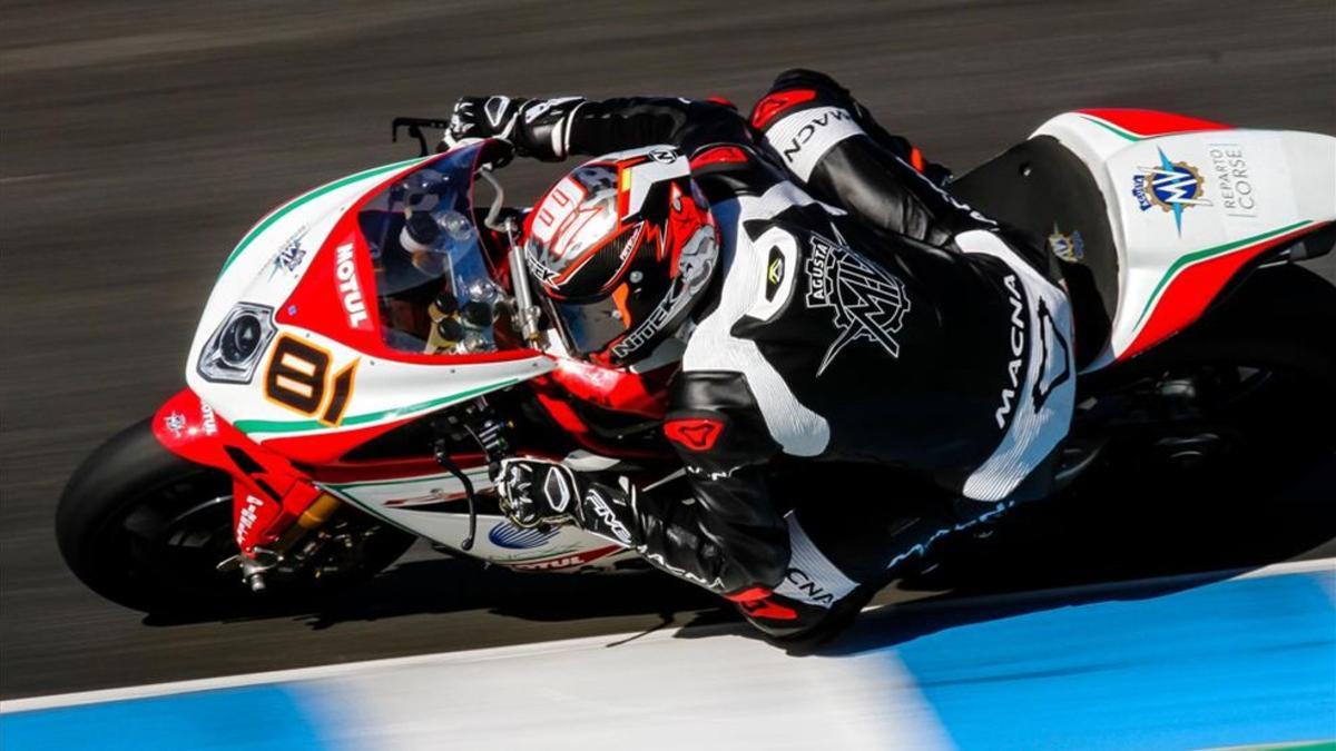 Jordi Torres con MV Augusta en Superbike