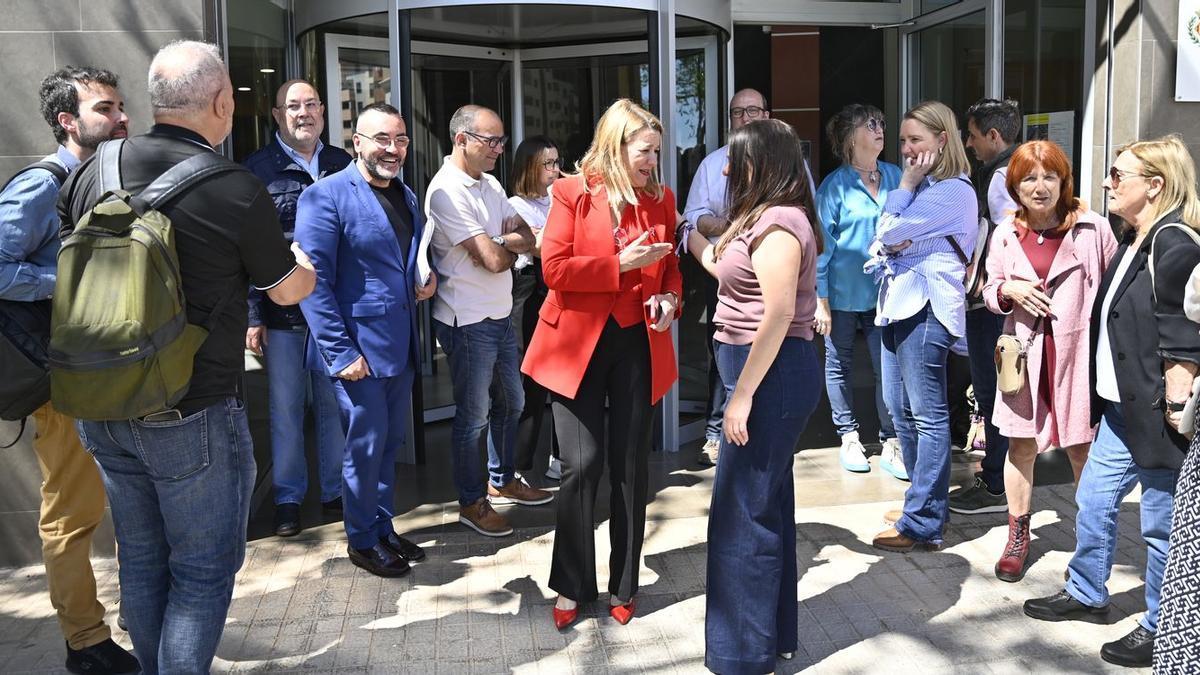 El vivero de empresas ha acogido la reunión de representantes del PSPV-PSOE y Compromís para limar asperezas y cerrar la crisis de confianza.