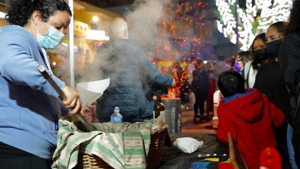 Más de 1.600 adornos en las zonas públicas alumbran la Navidad