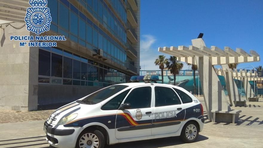 Coche de la Policía Nacional en Melilla.