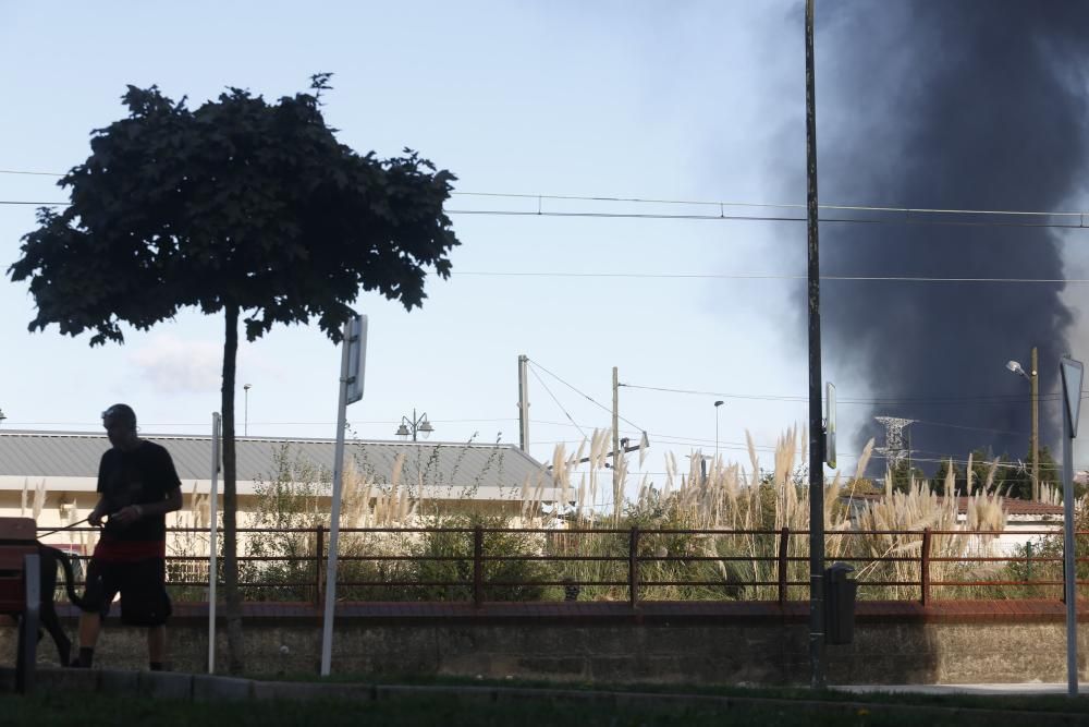 Incendio en la fábrica de coque de Avilés