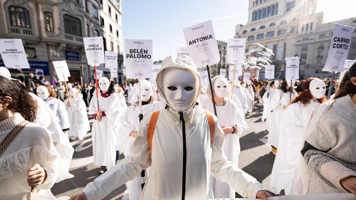 Manifestación en Madrid con motivo de la celebración del Día Internacional de la Eliminación de la Violencia contra la Mujer.