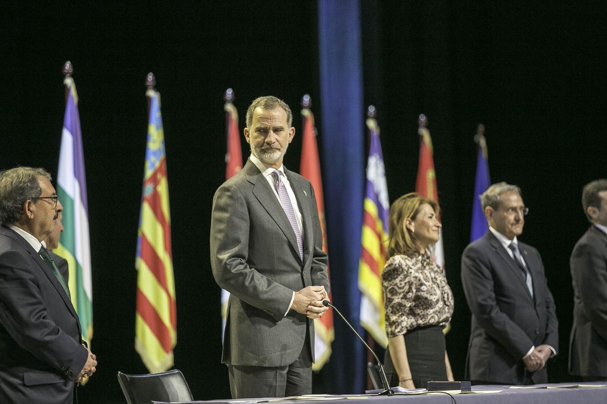 El rey Felipe VI preside en Barcelona la entrega de despachos a los nuevos jueces