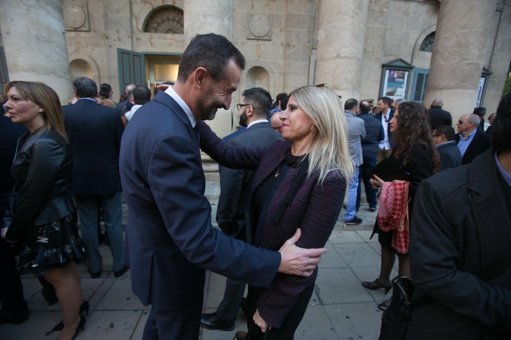 La Generalitat en pleno celebra en Alicante las cuatro décadas de la Carta Magna con un acto institucional en el Teatro Principal que llega en medio de los ataques al modelo territorial y de la alerta ultra.