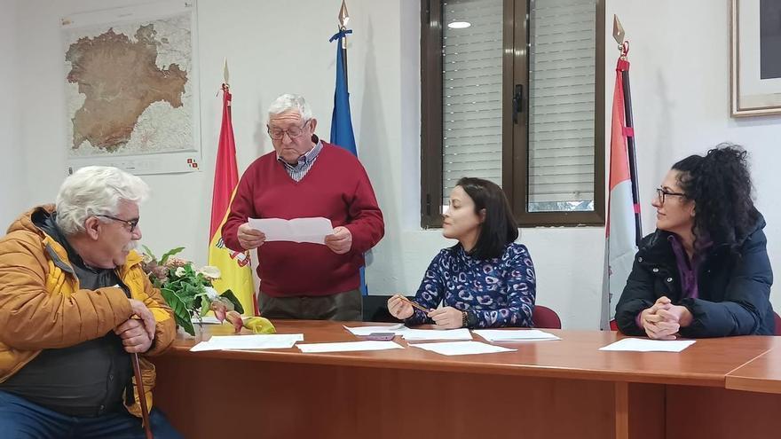Toma posesión el nuevo alcalde de La Torre del Valle