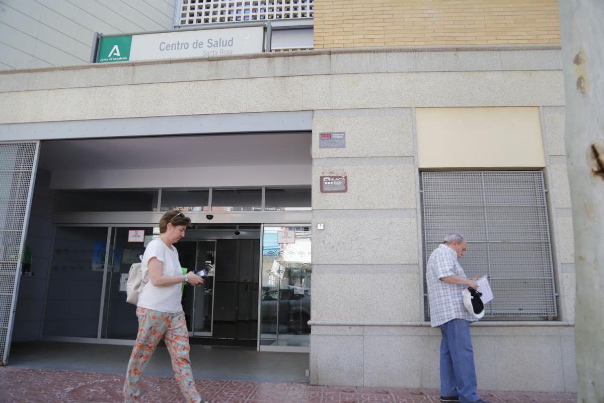 Entrada a un centro de salud de Córdoba capital.