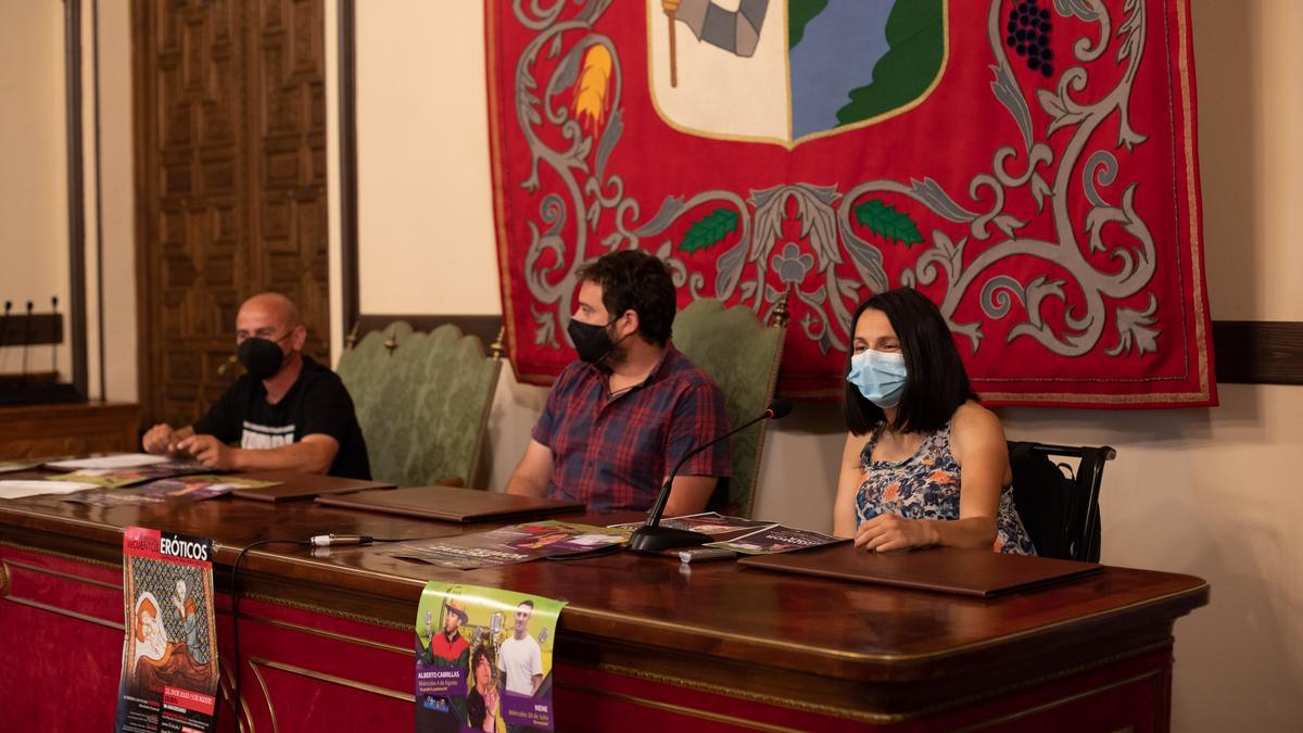 Presentación del Festival de Cuentos Eróticos y Noches de Humor