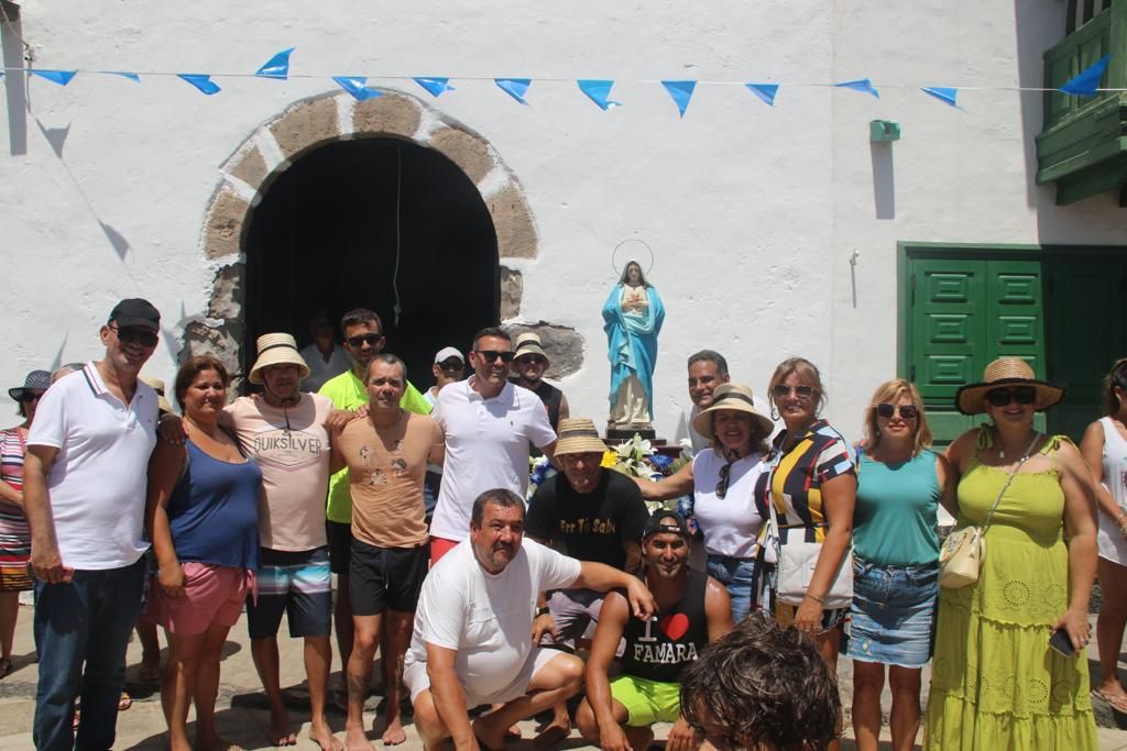 Procesión y verbena del agua en las fiestas de Famara 2022