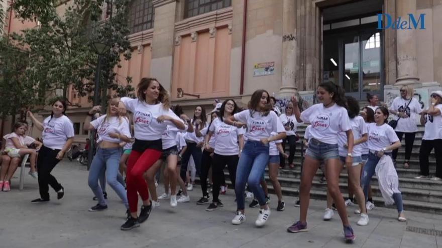 Flashmob 'Fumar es de Loser'