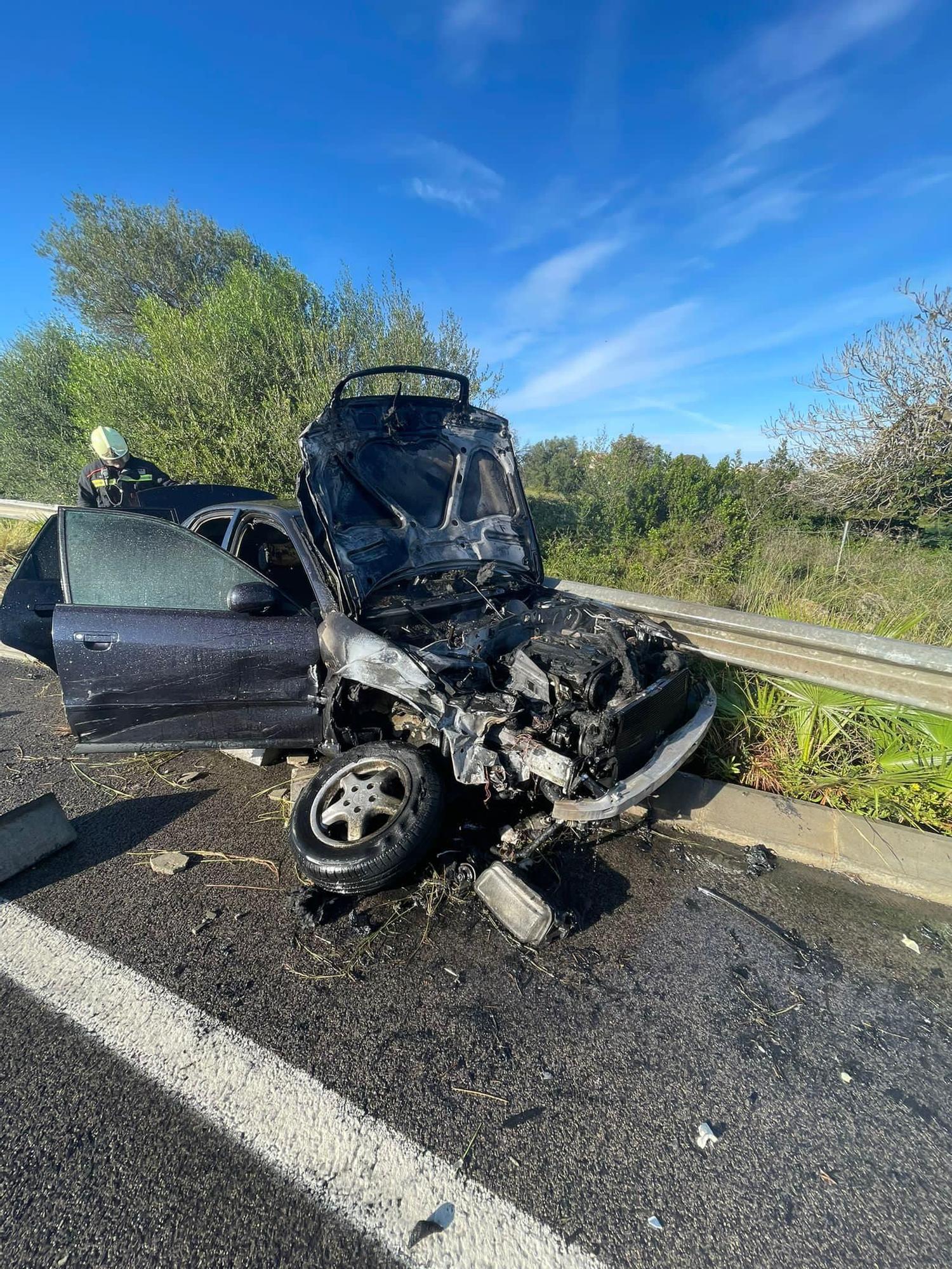 Un conductor ebrio que circulaba por el carril contrario provoca un grave accidente en Alcúdia