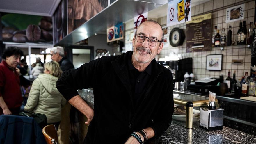 Vídeo | El último cañeo en el Zani: se jubila Enrique Carrero y Cáceres dice adiós a su bar de toda la vida