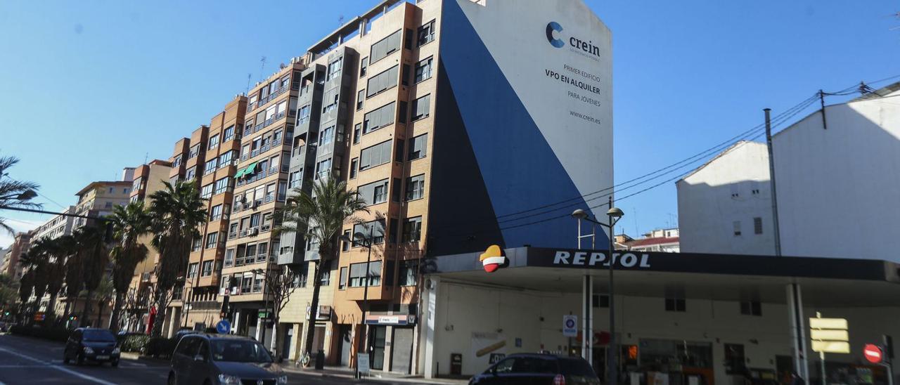 Un edificio de viviendas en alquiler en el centro de València en una imagen de archivo. | FRANCISCO CALABUIG