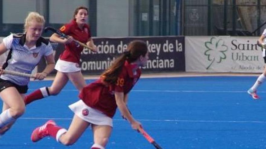 Una de las jugadoras del CH Xaloc, en pleno partido de Liga.