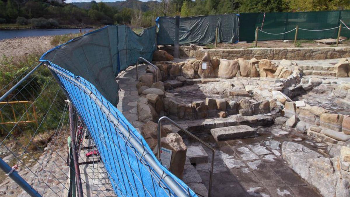 Termas de A Chavasqueira, reparadas y cerradas.   | // I.O.