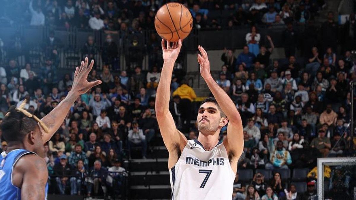 Aldama, brillante en los Grizzlies