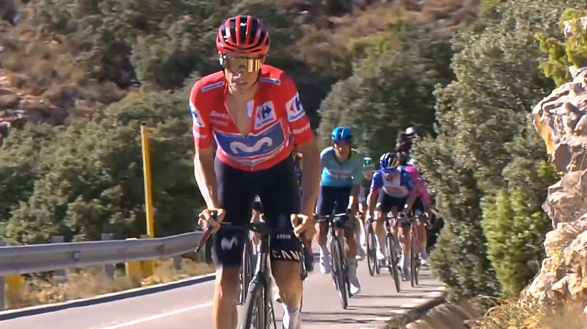 Enric Mas, en la subida al alto de Aitana.