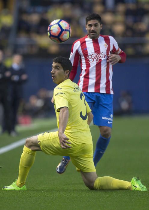 El partido del Villarreal y el Sporting, en imágenes