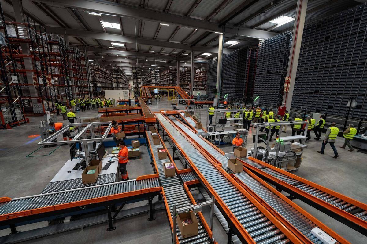 Nuevo centro de distribución de Penguin Random House en Cerdanyola.