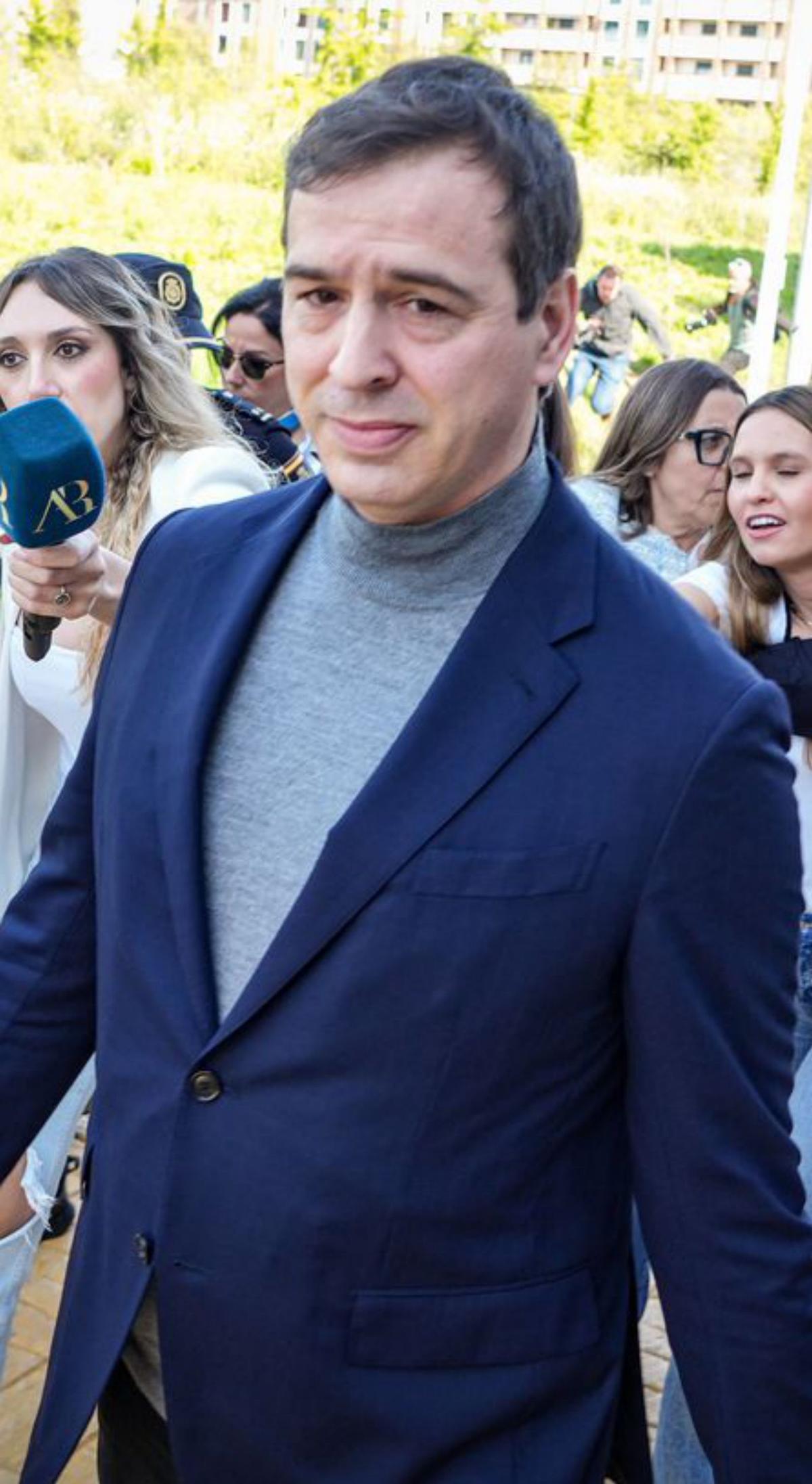 La fiscalia no veu indicis criminals per acusar el germà de Sánchez La fiscalia no veu indicis criminals per acusar el germà de Sánchez