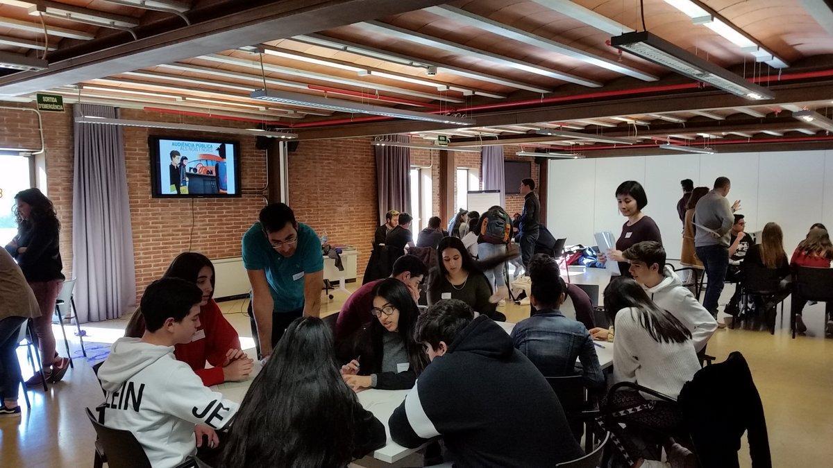 Reunión intercentros de la Audiencia Joven de Esplugues, este miércoles