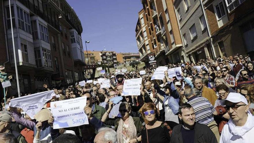 Aspecto de la protesta en la Cuesta del Hospital.