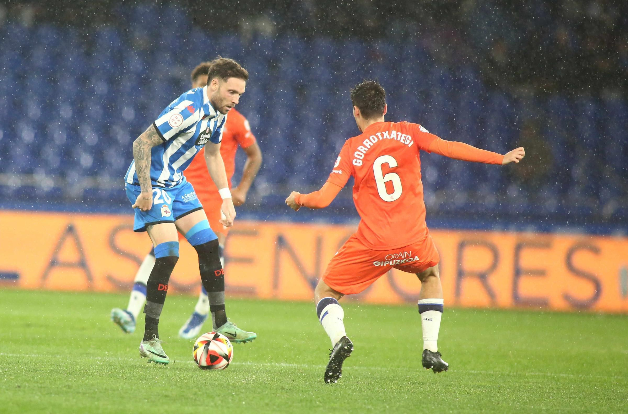 El Dépor gana en Riazor con doblete de Lucas a la Real Sociedad B (2-1)