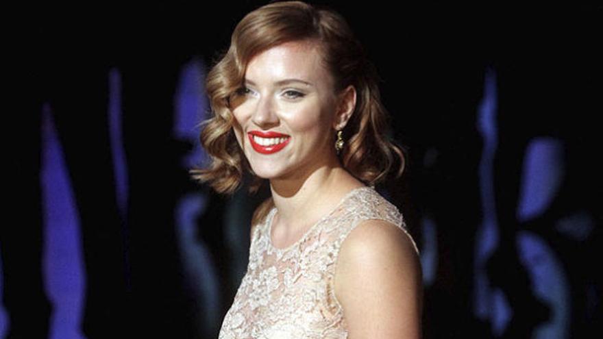 Scarlett Johansson piensa en la idea de mudarse a Londres