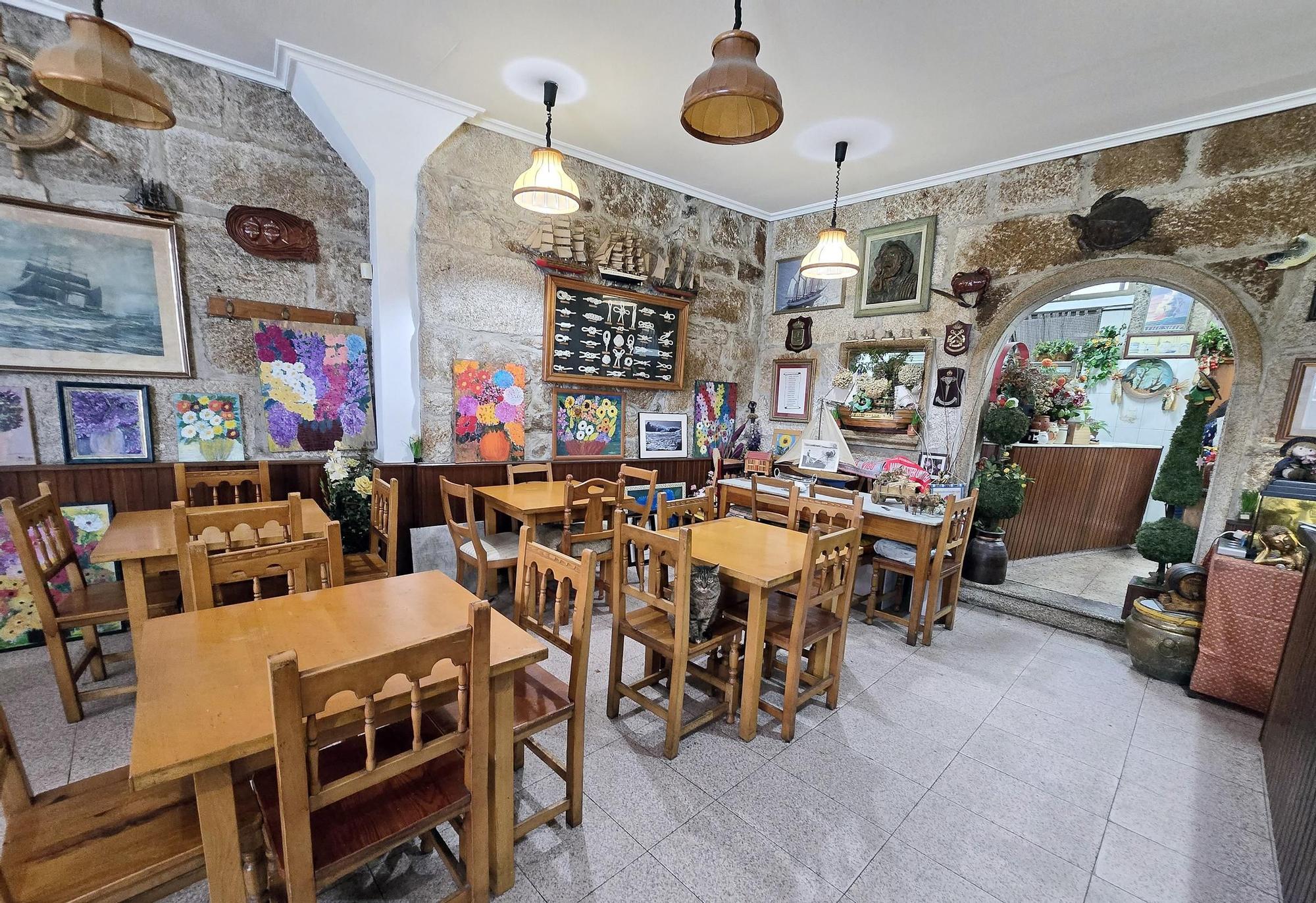 El histórico bar vigués Casa Roucos cerrará por la urbanización del Barrio do Cura