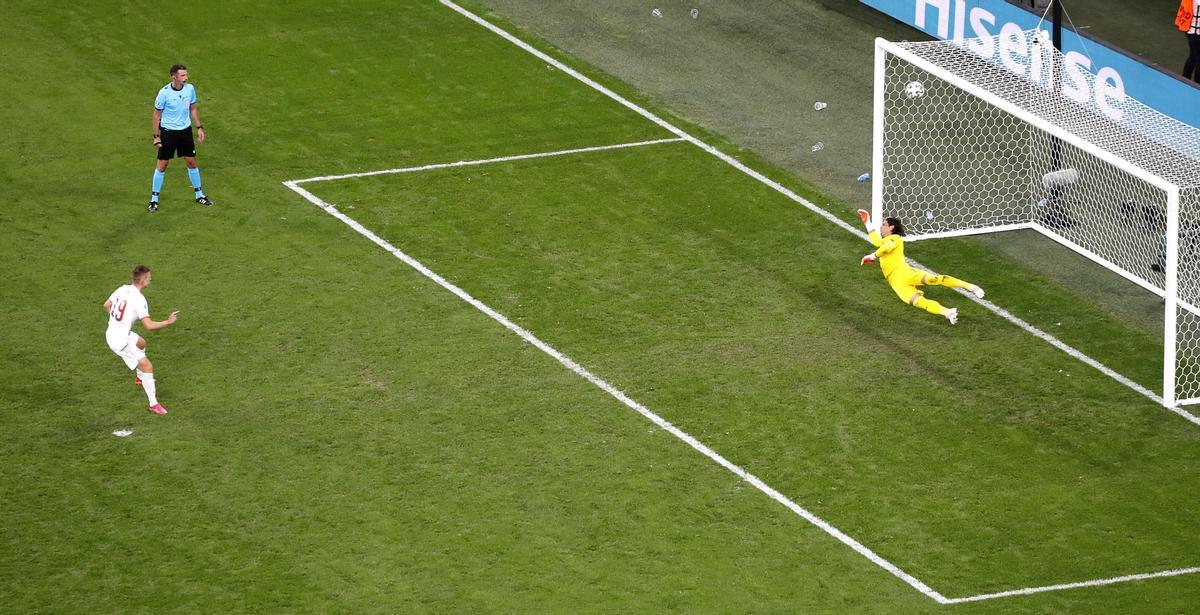 La tanda de penaltis del Suiza - España, en imágenes