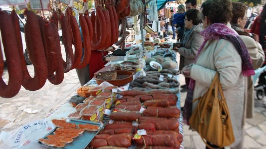 Hay bandas organizadas dedicadas al hurto en los mercados de los pueblos.